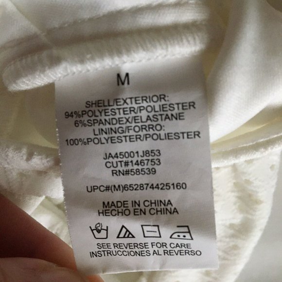 Speechless Women's White Eyelet Puff Sleeve Dress Size Medium - Picture 14 of 14